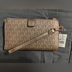 Michael Kors Rose Gold Wristlet